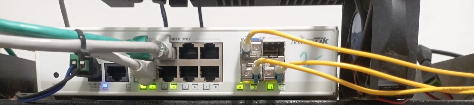 membangun server rt rw net